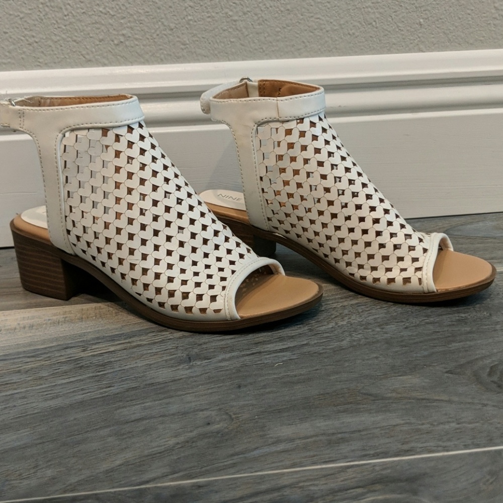 Nine West girls Kariana wedge shoe